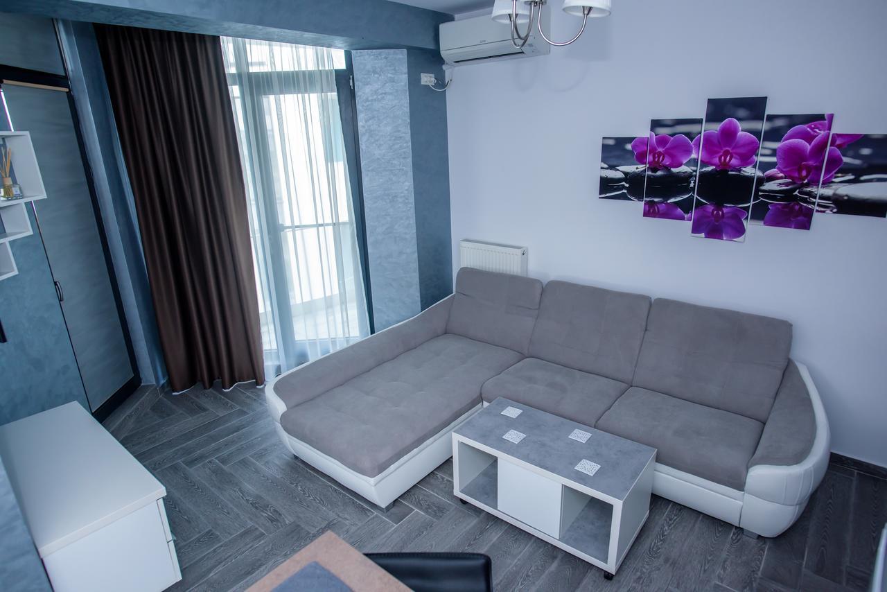 Constantinos Apartment Mamaia Nord Năvodari Esterno foto