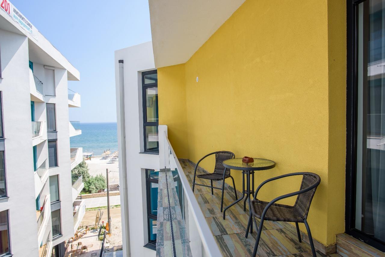 Constantinos Apartment Mamaia Nord Năvodari Esterno foto