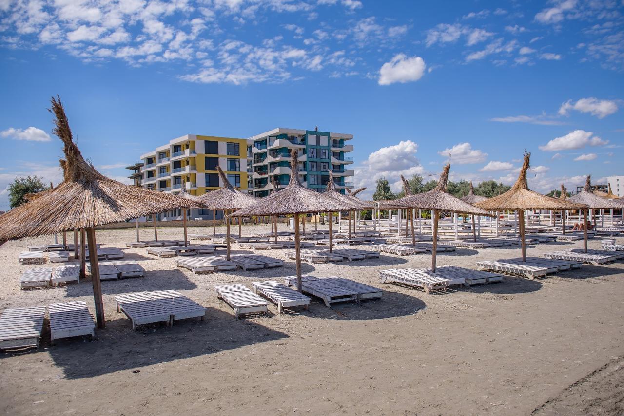 Constantinos Apartment Mamaia Nord Năvodari Esterno foto