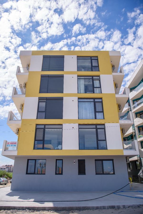Constantinos Apartment Mamaia Nord Năvodari Esterno foto